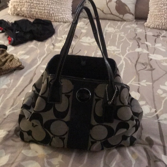 Back - Picture 2 of 5